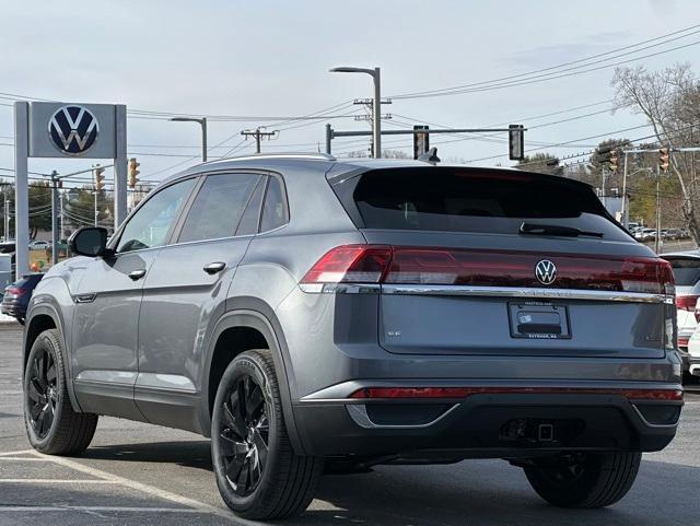 new 2025 Volkswagen Atlas Cross Sport car, priced at $43,951