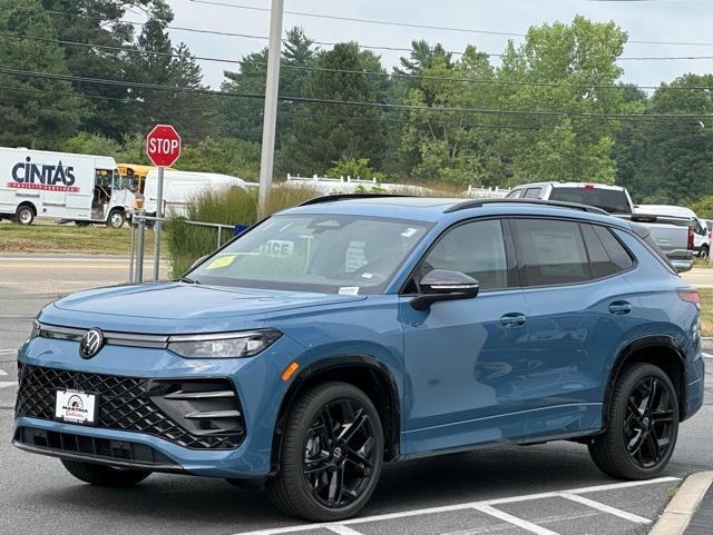 new 2025 Volkswagen Tiguan car, priced at $37,379