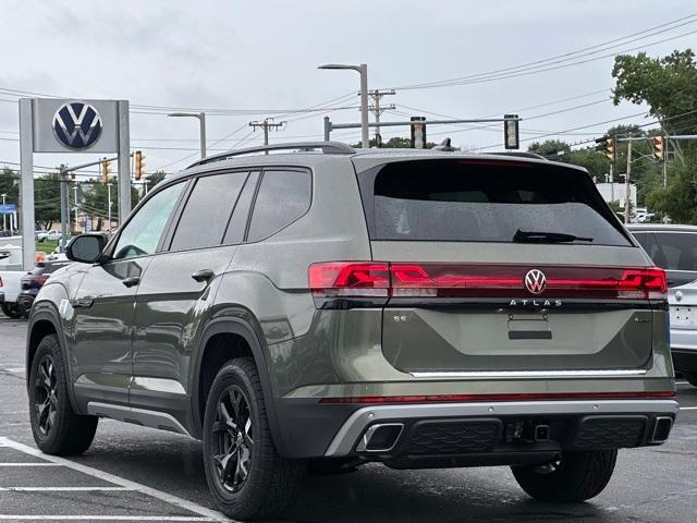 new 2025 Volkswagen Atlas car, priced at $47,074