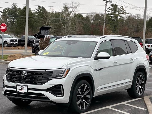 new 2025 Volkswagen Atlas car, priced at $52,758