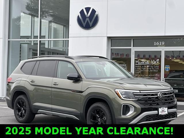 new 2025 Volkswagen Atlas car, priced at $41,984