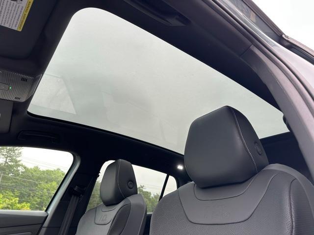 new 2025 Volkswagen ID.4 car, priced at $49,432