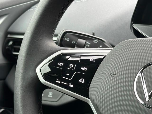 new 2025 Volkswagen ID.4 car, priced at $49,432