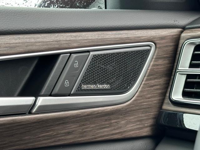 new 2026 Volkswagen Atlas car, priced at $55,216