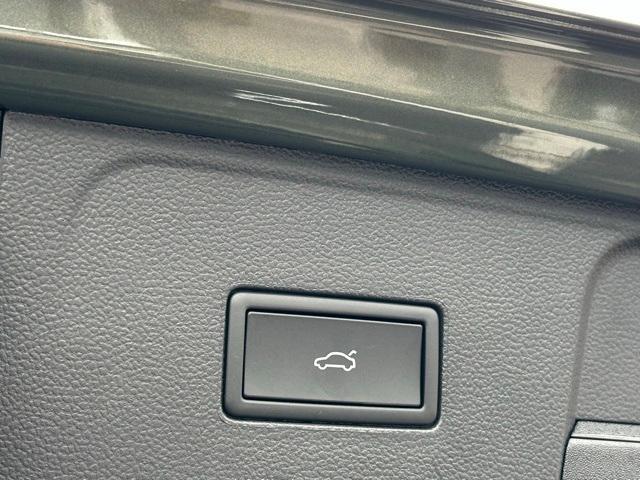 new 2026 Volkswagen Atlas car, priced at $45,949