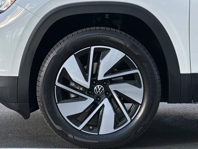 new 2026 Volkswagen Atlas car, priced at $46,947