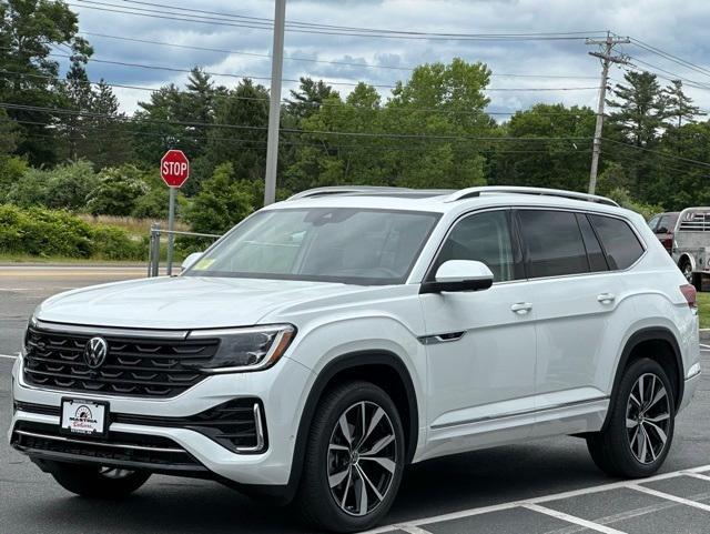 new 2025 Volkswagen Atlas car, priced at $52,160