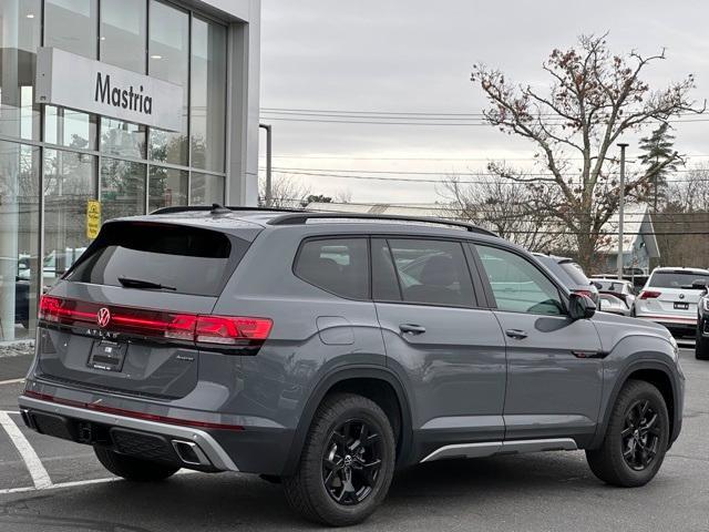 new 2025 Volkswagen Atlas car, priced at $45,826