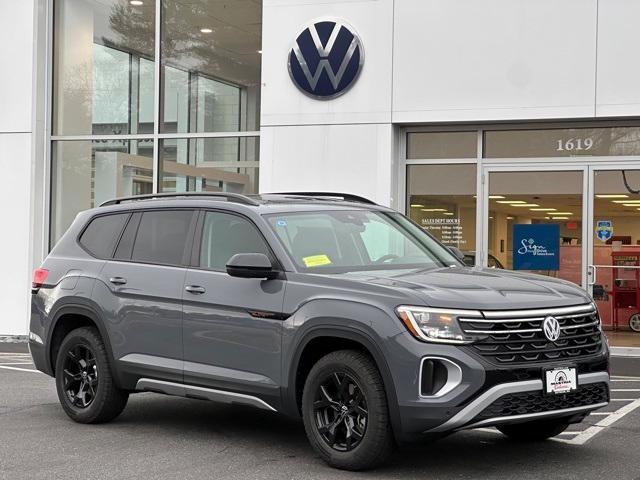 new 2025 Volkswagen Atlas car, priced at $45,826