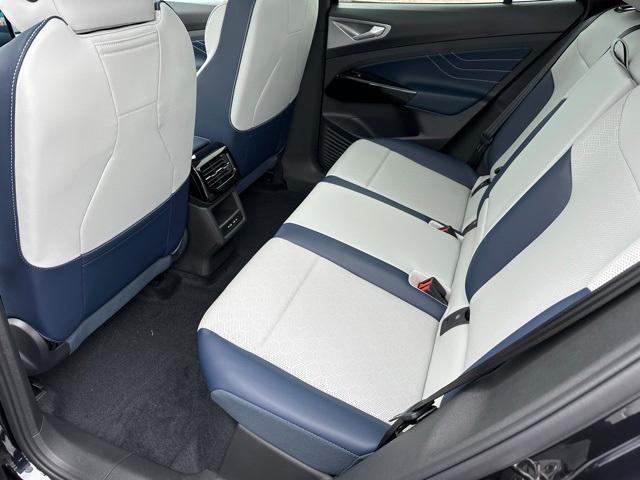 new 2025 Volkswagen ID.4 car, priced at $49,516