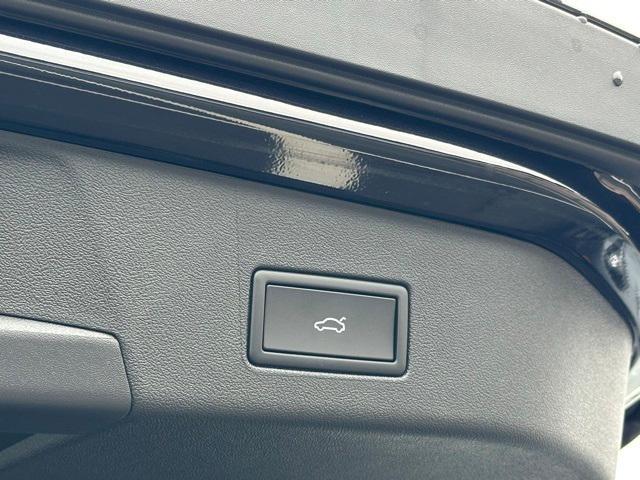 new 2025 Volkswagen ID.4 car, priced at $49,516