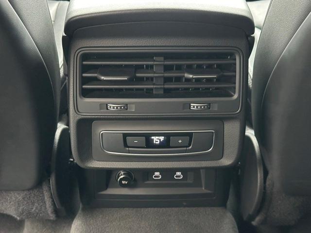 used 2023 Audi Q7 car, priced at $47,490