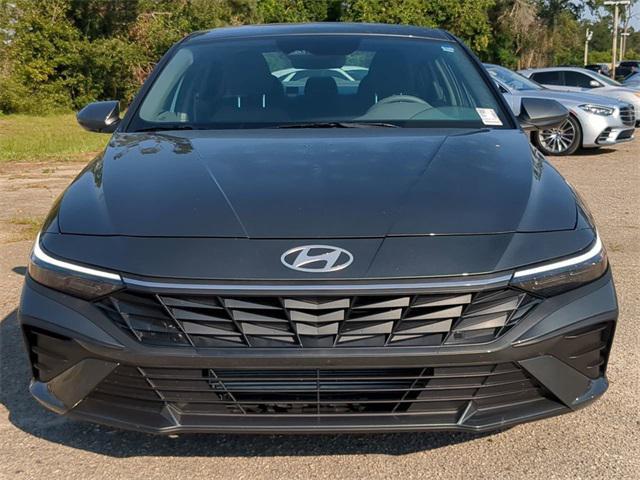 new 2025 Hyundai Elantra car, priced at $23,560