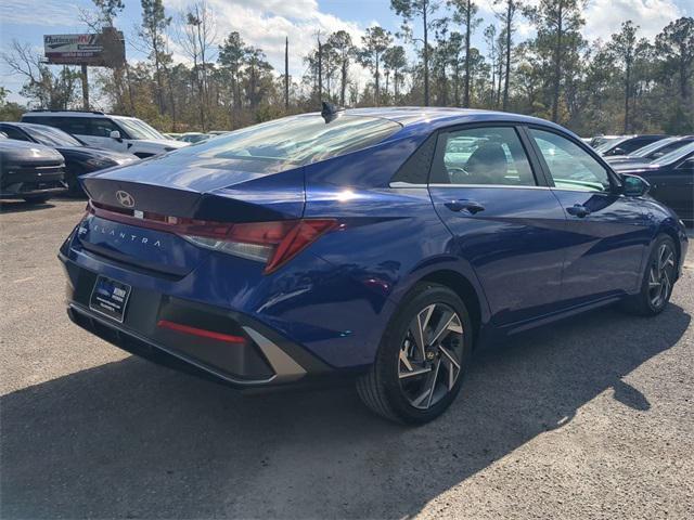 new 2025 Hyundai Elantra car, priced at $25,401