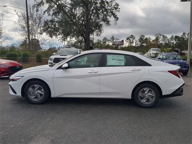 new 2025 Hyundai Elantra car, priced at $23,705