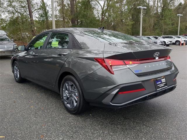 new 2025 Hyundai Elantra car, priced at $23,107