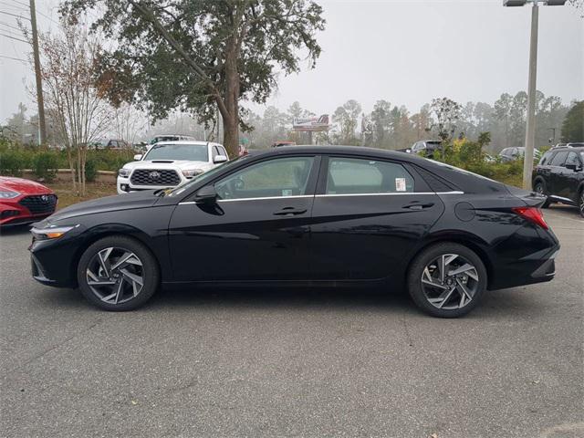 new 2025 Hyundai Elantra car, priced at $26,508