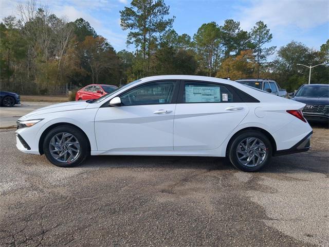 new 2025 Hyundai Elantra car, priced at $25,160