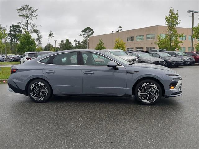 new 2024 Hyundai Sonata car, priced at $30,628