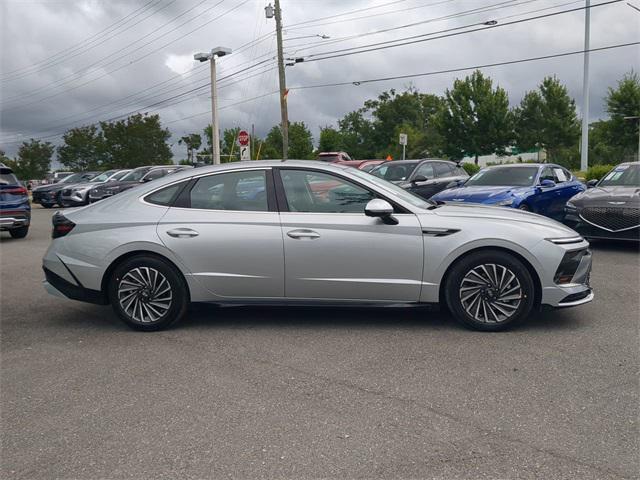 new 2025 Hyundai Sonata Hybrid car, priced at $36,871