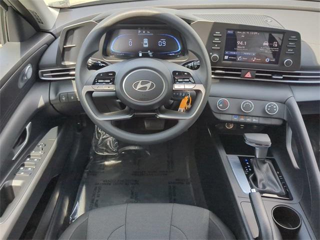 new 2025 Hyundai Elantra car, priced at $21,919