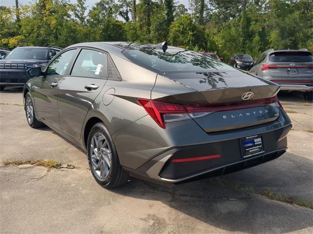 new 2025 Hyundai ELANTRA HEV car, priced at $24,433