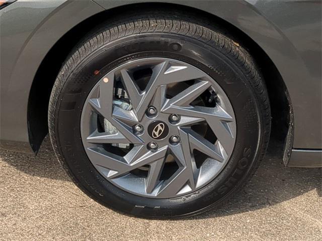 new 2025 Hyundai ELANTRA HEV car, priced at $24,433