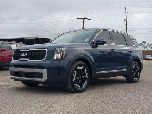 used 2023 Kia Telluride car, priced at $38,567