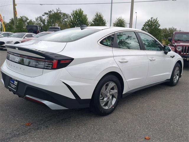 new 2025 Hyundai Sonata car, priced at $28,855