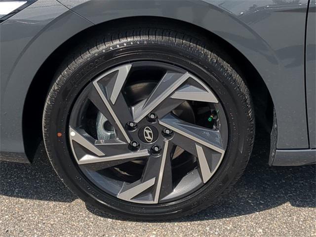 new 2025 Hyundai Elantra car, priced at $25,502