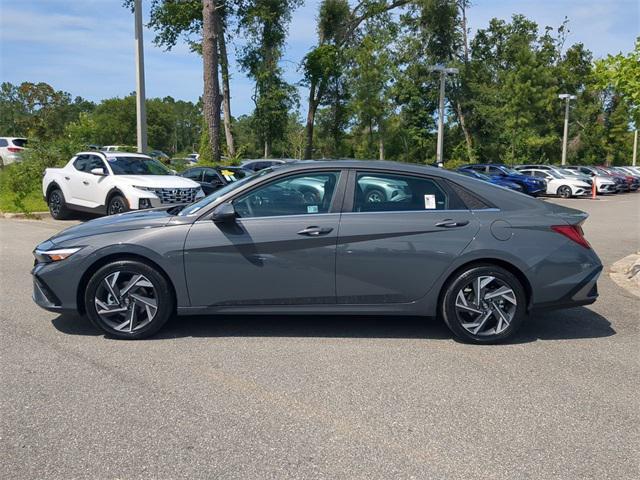 new 2025 Hyundai Elantra car, priced at $25,502