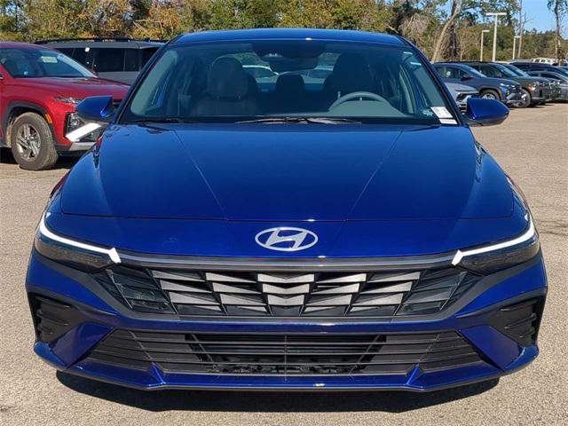 new 2025 Hyundai Elantra car, priced at $21,919