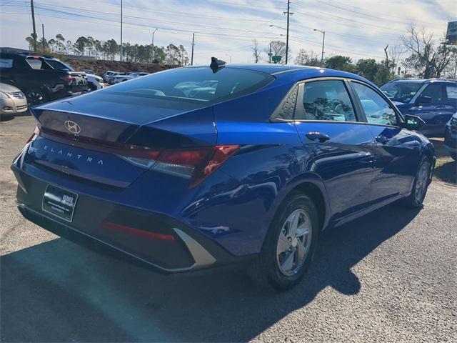 new 2025 Hyundai Elantra car, priced at $21,919