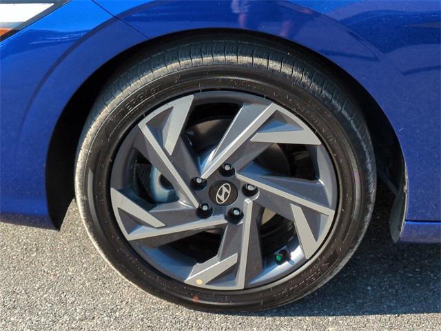 new 2025 Hyundai Elantra car, priced at $26,991