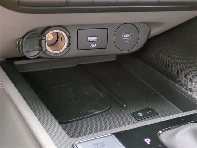 new 2025 Hyundai Elantra car, priced at $22,629
