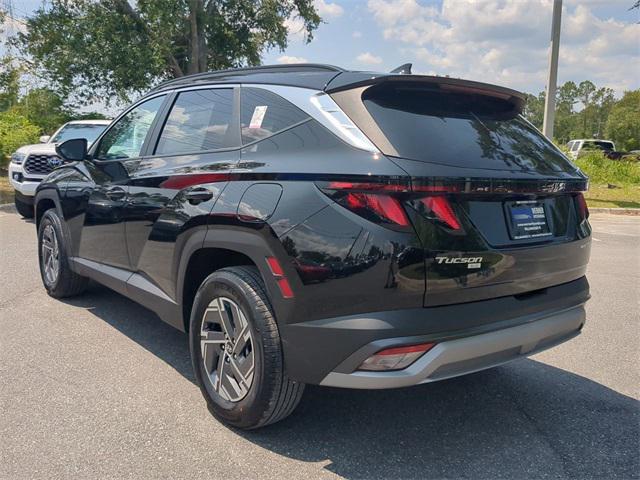 new 2025 Hyundai TUCSON Hybrid car, priced at $34,491