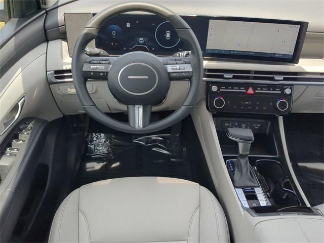 new 2025 Hyundai Tucson car, priced at $33,898