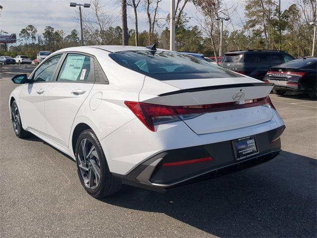 new 2025 Hyundai Elantra car, priced at $24,626