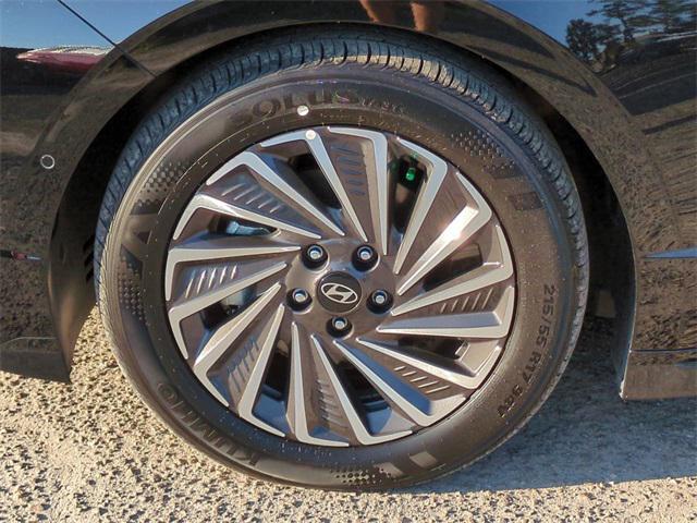 new 2025 Hyundai Sonata Hybrid car, priced at $33,550
