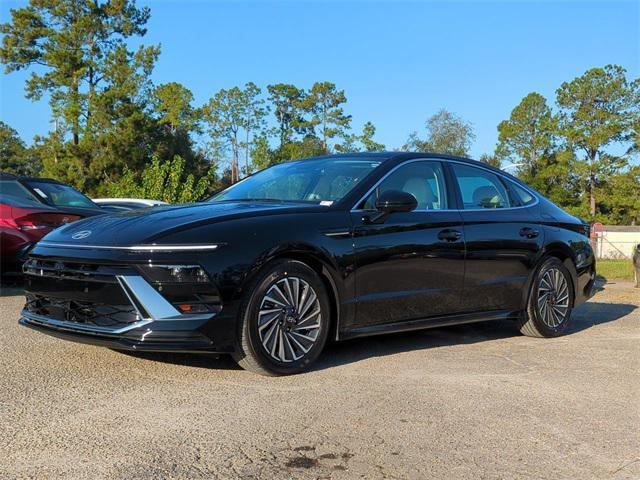 new 2025 Hyundai Sonata Hybrid car, priced at $33,550