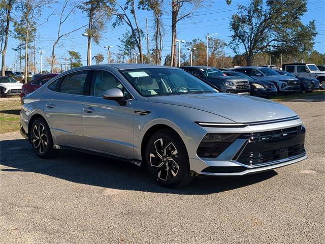 new 2025 Hyundai Sonata car, priced at $28,600