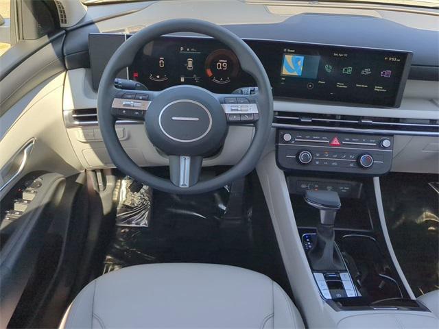 new 2025 Hyundai Tucson car, priced at $30,385