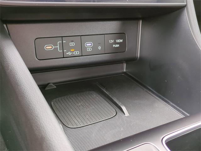 new 2025 Hyundai Sonata Hybrid car, priced at $30,729