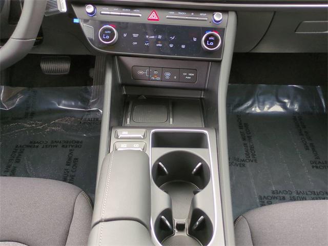 new 2025 Hyundai Sonata Hybrid car, priced at $30,729