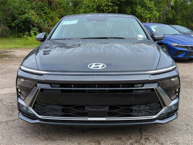 new 2025 Hyundai Sonata Hybrid car, priced at $30,729
