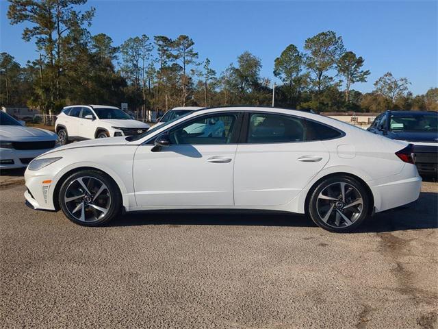 used 2021 Hyundai Sonata car, priced at $20,282