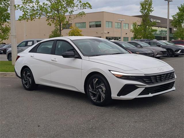 new 2025 Hyundai Elantra car, priced at $23,612
