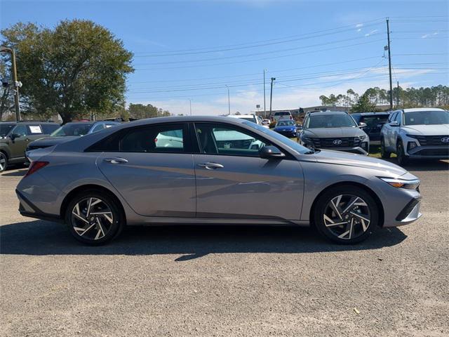 new 2025 Hyundai Elantra car, priced at $24,136