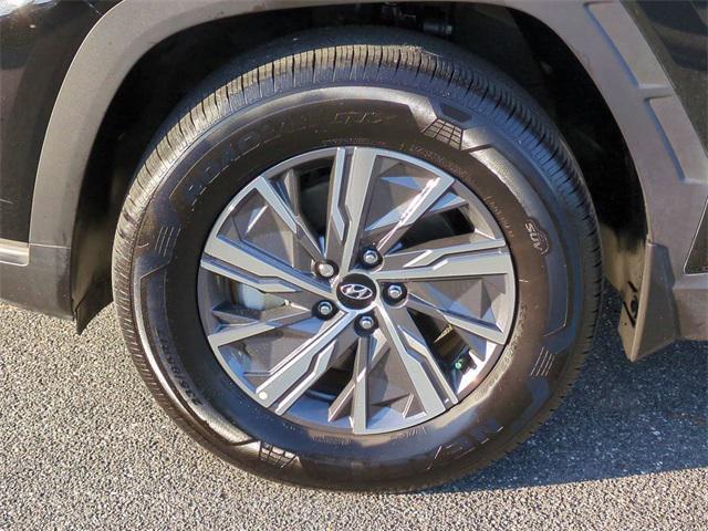 used 2024 Hyundai TUCSON Hybrid car, priced at $25,000