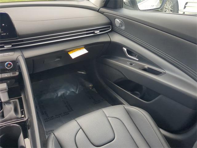 new 2025 Hyundai Elantra car, priced at $26,990